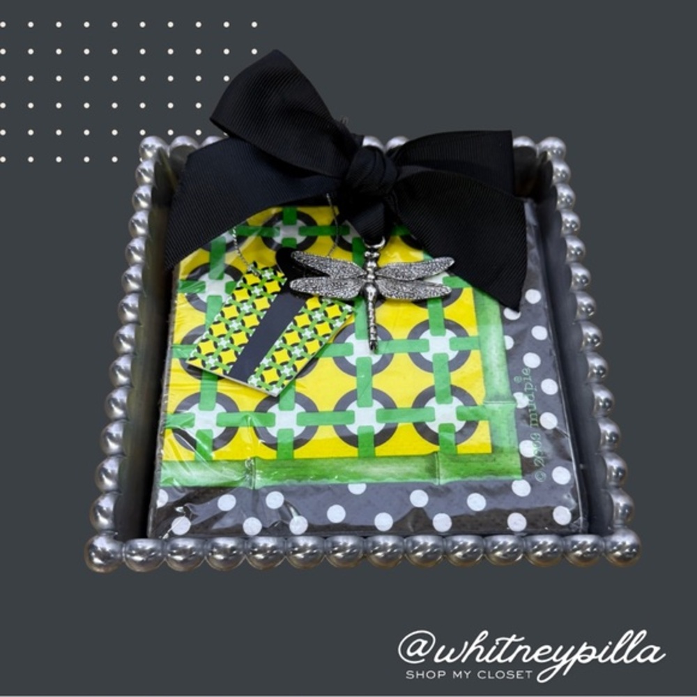 3/$20 Mudpie Gift Beaded Metal Napkin Holder with Dragonfly weight + napkins